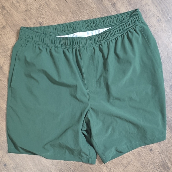 chubbies Other - CHUBBIES 7" Dark Green Swim Trunks Boxer Brief Liner Shorts XL